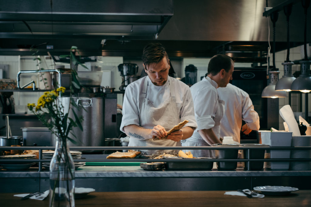 Solène Roussel | Restaurant Photography | Kitchen Behind the Scenes