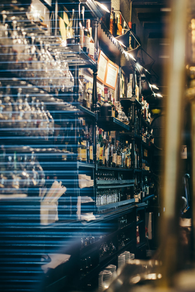 Restaurant Window | Photographic Reports | Solène Roussel