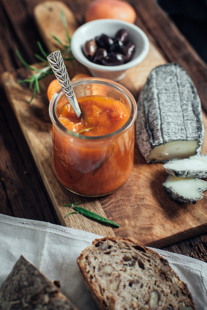 Apricot Rosemary Jam | Recipe development | Solène Roussel